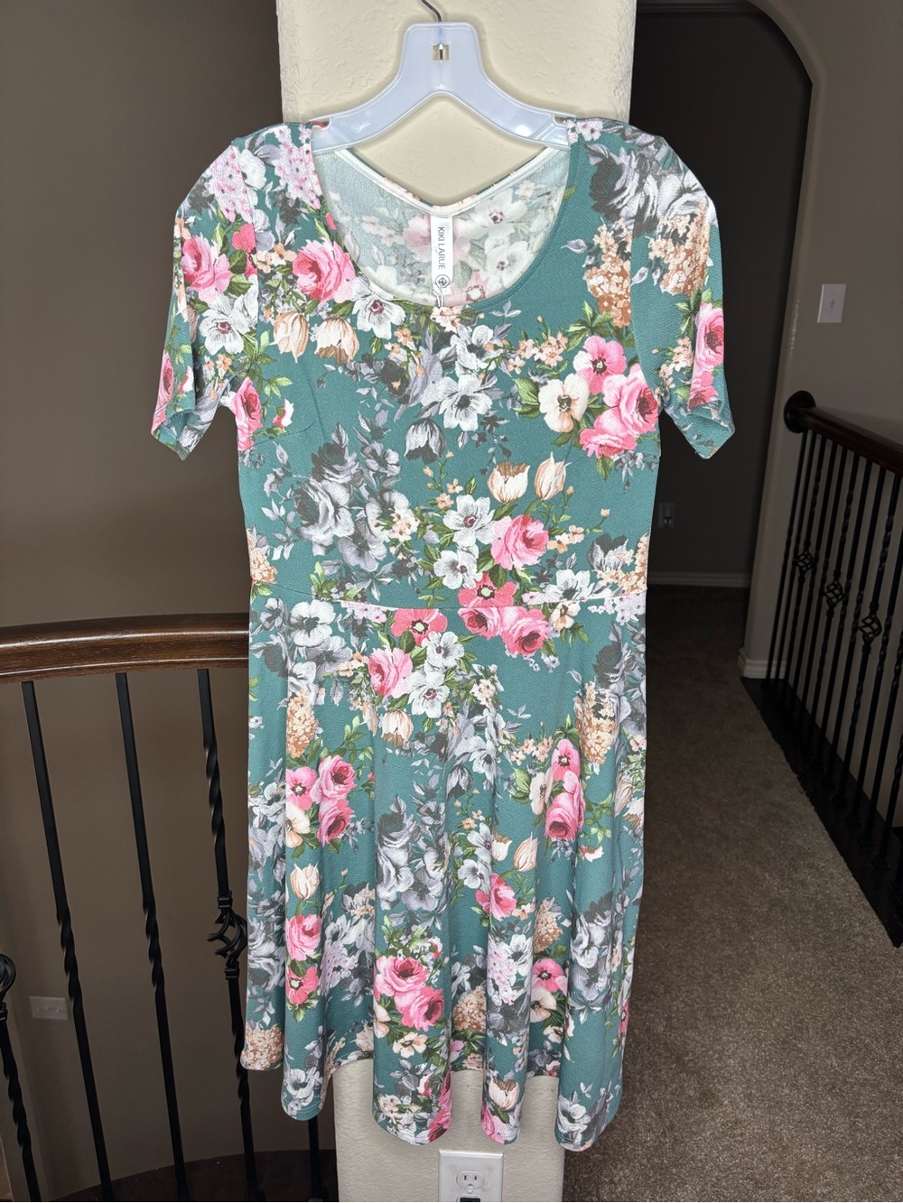 Kiki LaRue Decision Maker Dress Sea Foam Size L Floral Office Work Spring NEW